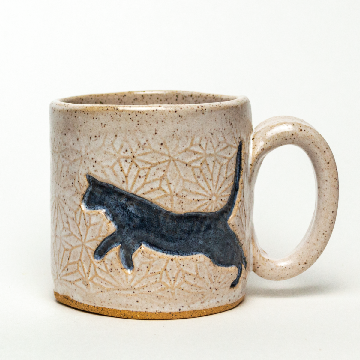 Jumpb Black Jumping Cat White 10oz Mug – White Squirrel Clayworks